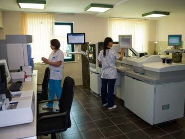 Роботизирана система на SIMENS влeзe в Клинична лаборатория на Болница 