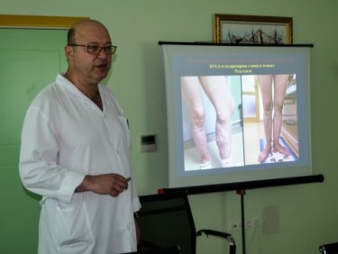 Бъдещи медици се запознаха с клиниката по Съдова хирургия на Болница 