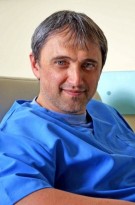 Д-р Иван СИРАКОВ, д.м.